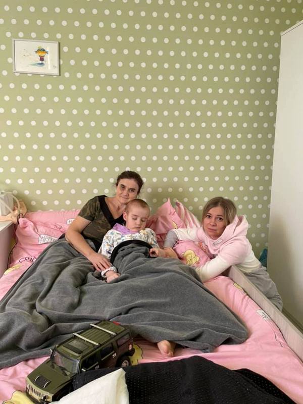 Когда болел - его мучил отец: трагическая история больного мальчика, которому "копы" исполнили мечту